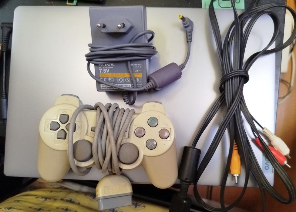 Consola PlayStation 1 Slim