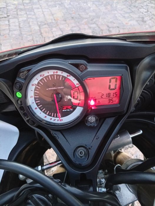 Moto Suzuki Gsx-r 600 K8