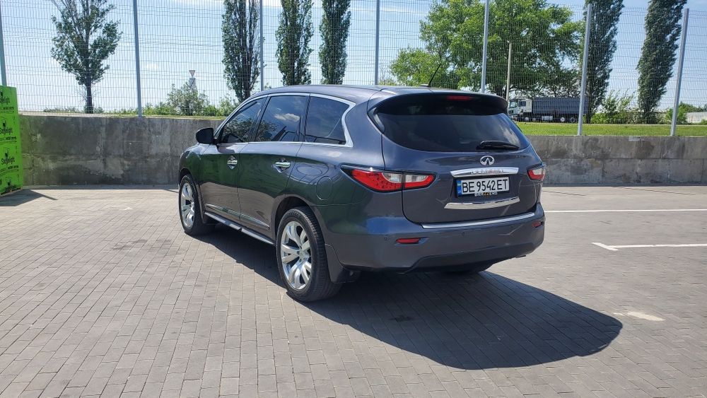 Инфинити QX 60 2013 г 4х4, 7 мест  Макс. Компл,бизнес класс
