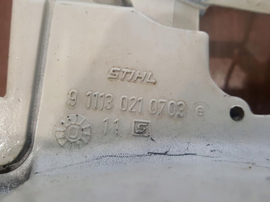 Stihl 031 032 Karter Połówka Silnika Zbiornik Blok