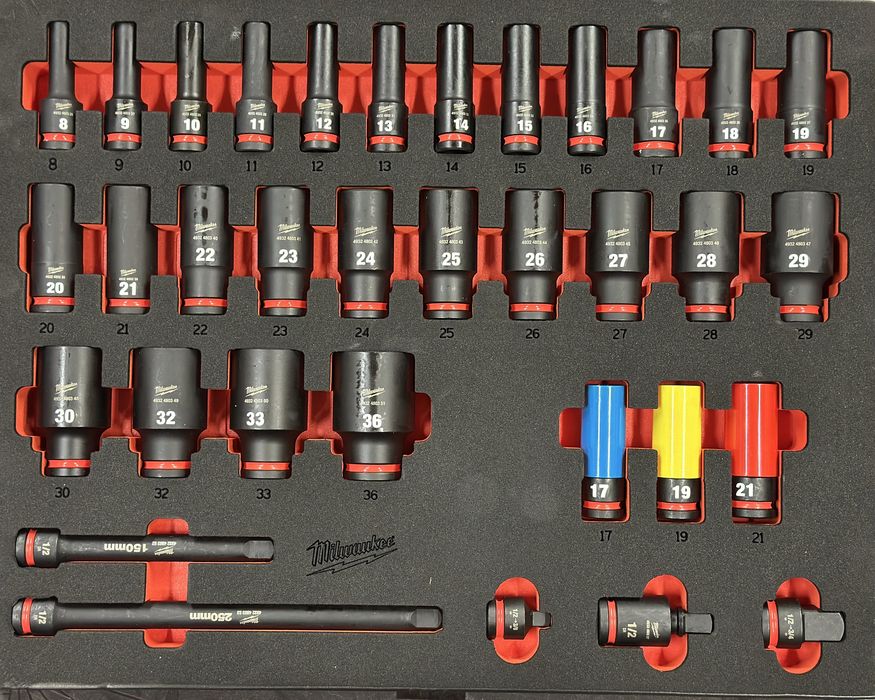 Набір торцевих головок 1/2" ударних довгих 34 шт. Milwaukee 4932493394