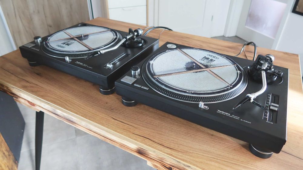 2x gramofony Technics SL-1210MK2 + systemy Ortofon Pro S + pokrywy