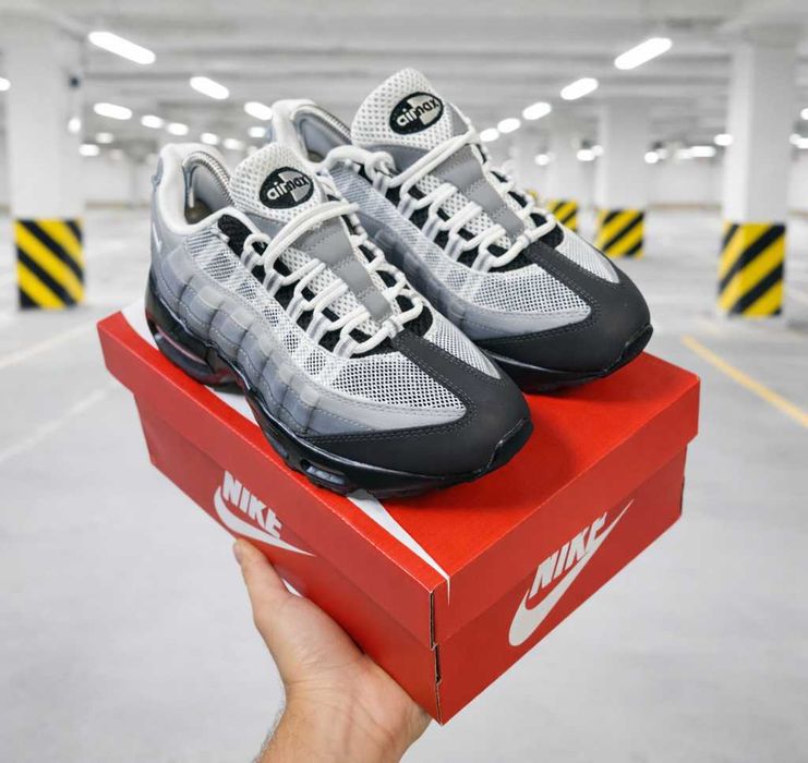(2242) Кросівки Nike Air Max 95 чорні з сірим (37-41) найк найки