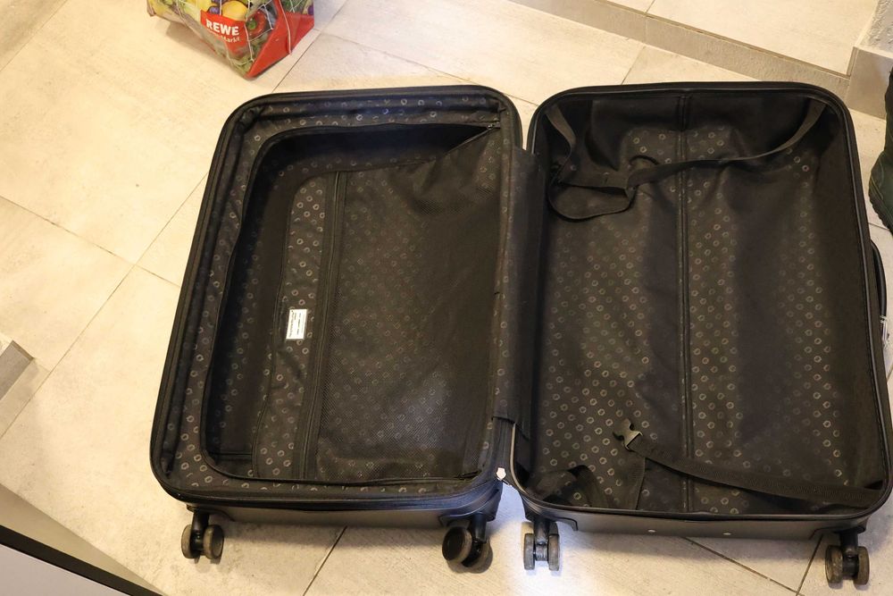 Чемодан  на 4-х колесах из Германии
