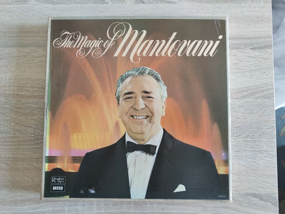 Coleção de Vinis Antigos – Portuguesa, Francesa, Italiana e Clássica