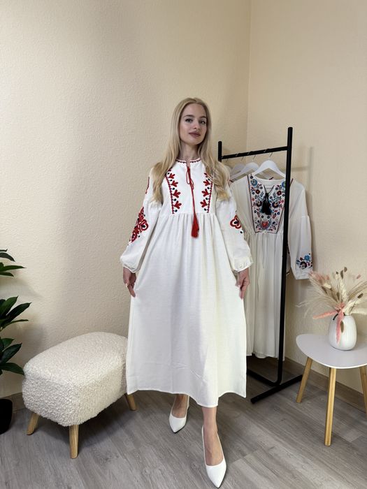 Міді вишиванка, об’ємна вишивка, сукня вишита, плаття з вишивкою