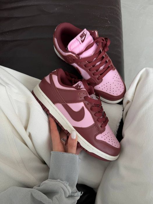 Nike Sb Dunk Low Bordo Rose