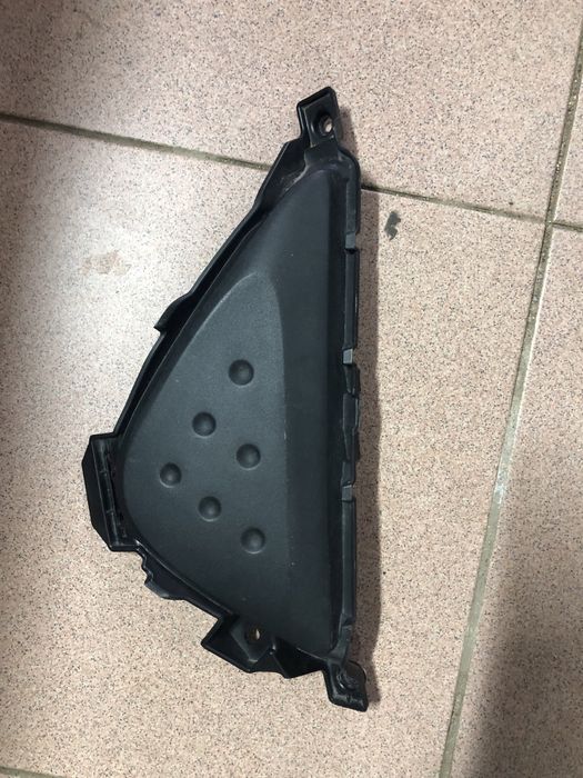 Заглушка птф левая Toyota Prius 50 Prime