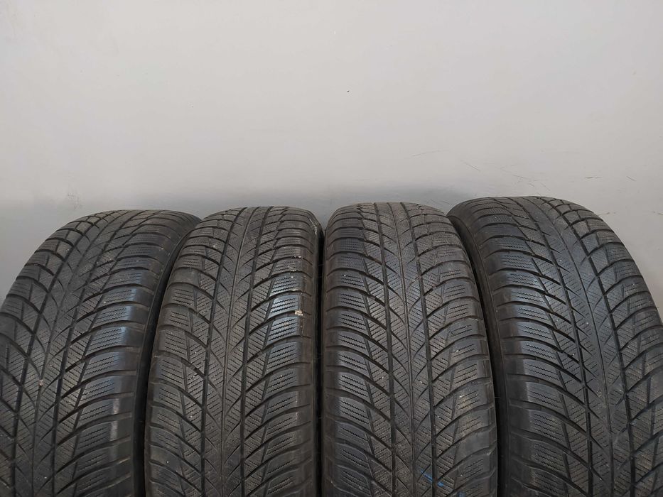 4x225/60R18 Bridgestone Blizzak LM001 RFT Run Flat, 2018 rok