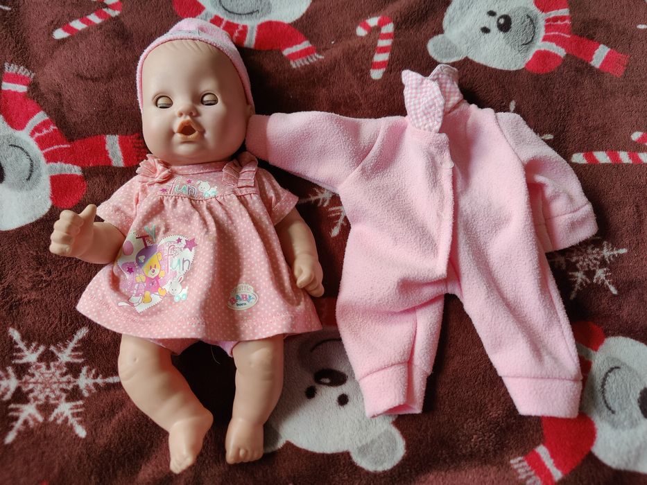 Lalka zamykająca oczy 31 cm