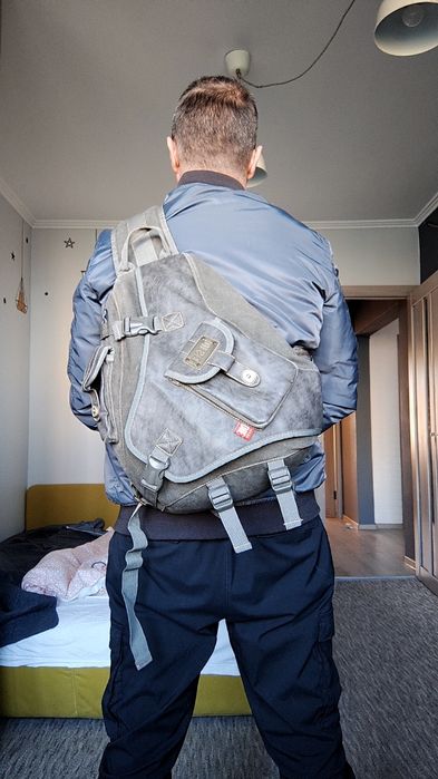 Продам вінтажну сумку рюкзак DIESEL