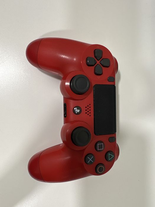 Ps4 Slim 1TB + Jogos + 2 comandos + Garantia 5 anos Cex (Fatura)