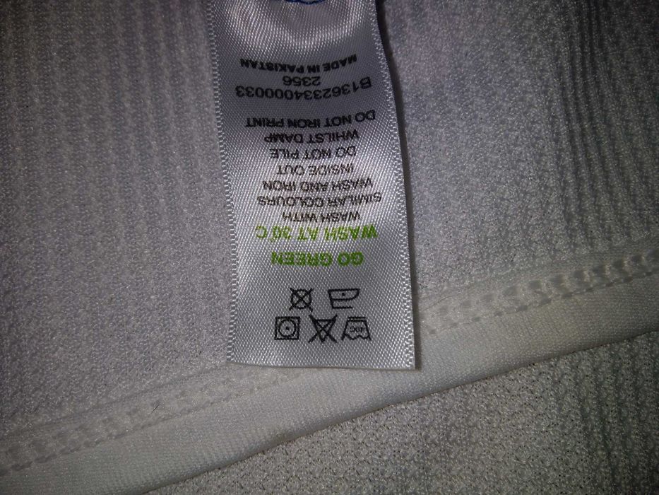 Фирменная тепловка на мальчика с капюшоном,недорого