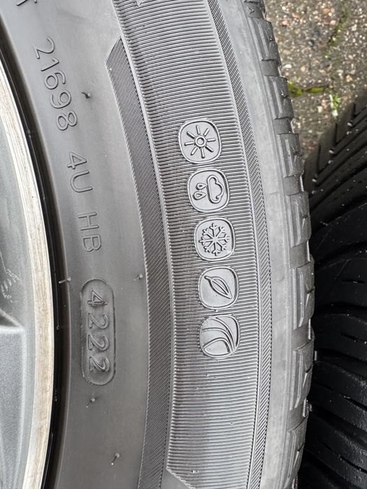 Пара шин шини всесезонні Hankook Kinergy 3 235 55 R19 Sorento Santa Fe