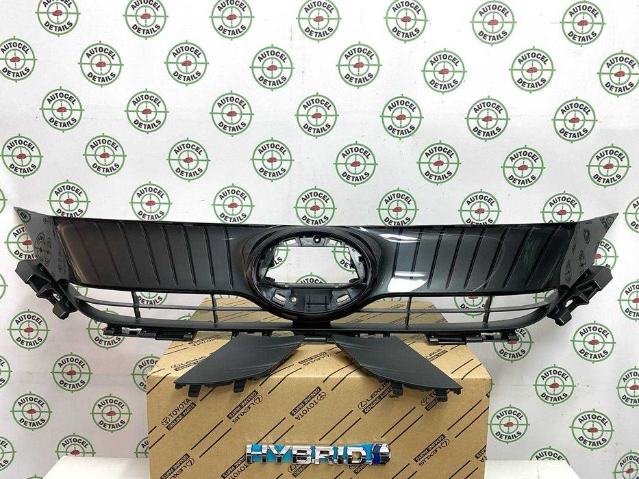 Решётка радиатора Toyota Venza 2021-