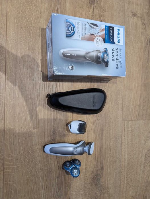 Електробритва PHILIPS Series 7000 S7510/41