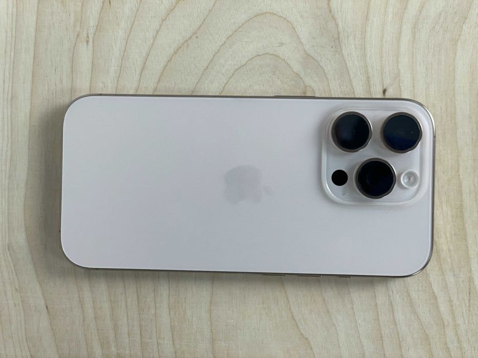 iphone 16 pro 128GB (ZABLOKOWANY)