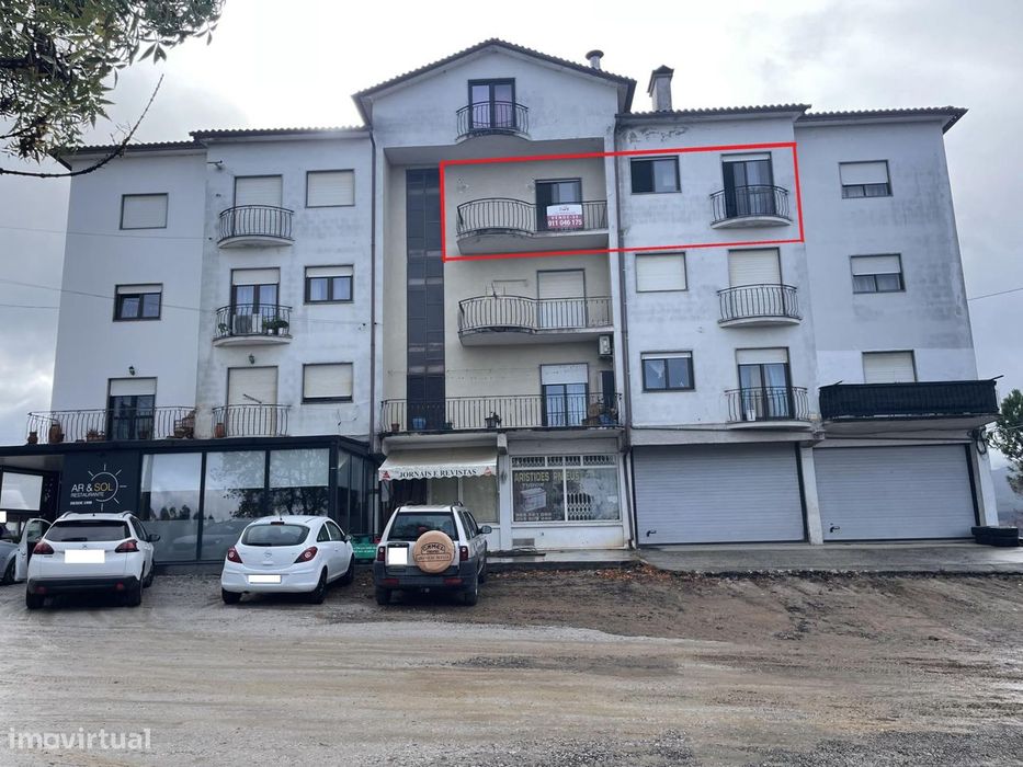 Apartamento T1+1 à venda em Torrozelo