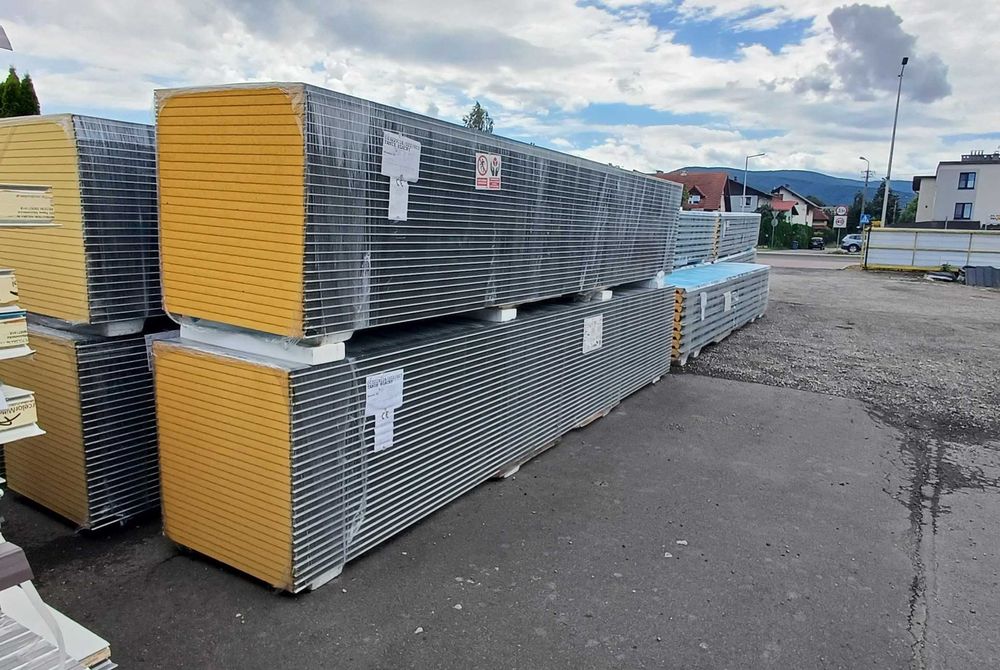 Płyty warstwowe izolacyjne, obornickie, ścienne, dachowe