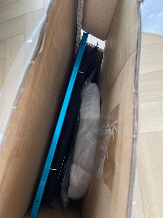 Nowy okap Whirlpool WHVP 62FLT SD - kominowy, LED, 60 cm