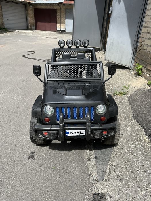 Дитячий електромобіль Jeep Wrangler Rubicon 4×4 (4WD) – ІДЕАЛЬНИЙ СТАН