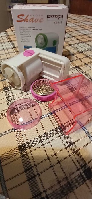 Машинка для снятия катышков.