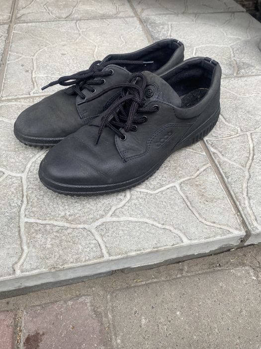 Продам туфельки ecco