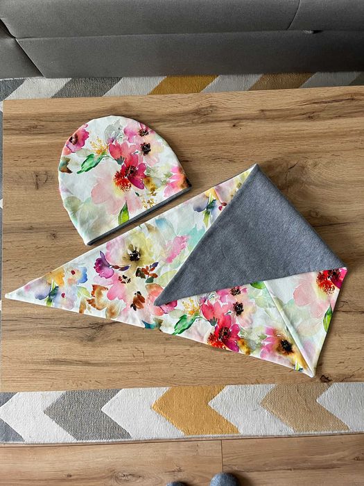 Zestaw z dresówki czapka + chusta Handmade