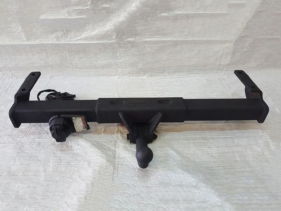 Hak holowniczy (kompletny) do Suzuki Vitara I