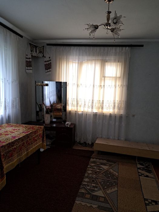 Продаж будинку м Радомишль