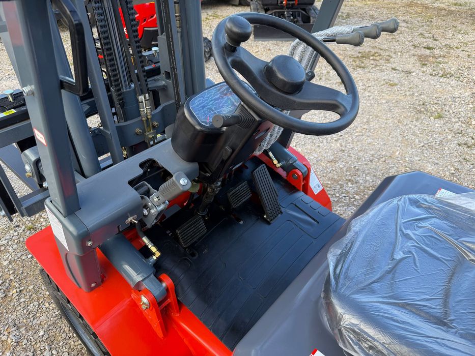 Wózek widłowy MEX K20  Silnik NISSAN Triplex NOWY OD REKI