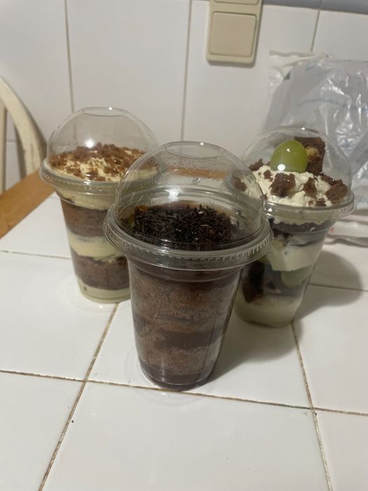 Bolos e kits de festa