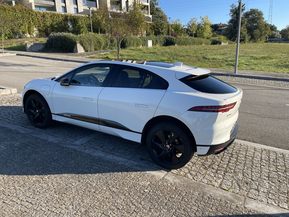 Jaguar I PACE - nacional