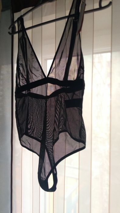 Sexowne body  Elle  siateczka r L,z metką idealne na prezent