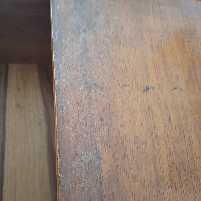 Cómoda vintage em madeira