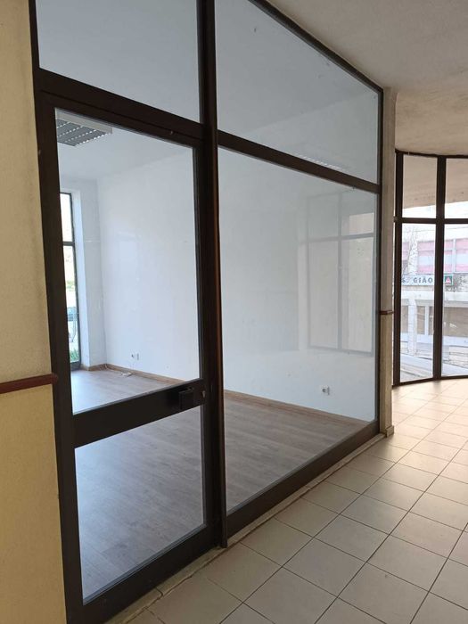 Arrendo Loja no Centro de Valença