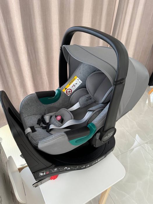 Автокрісло Britax Römer Baby-Safe 3 i-Size