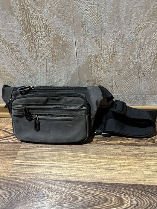 Сумка на пояс , бананка