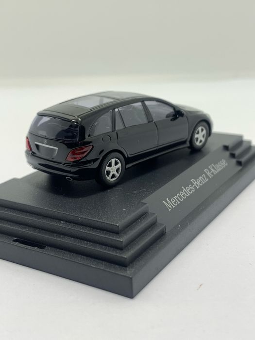 Mercedes R da Busch escala 1/87