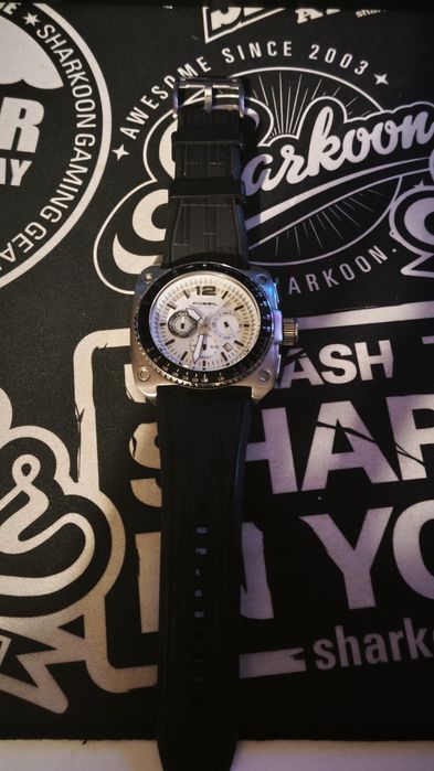 Relogio analog fossil