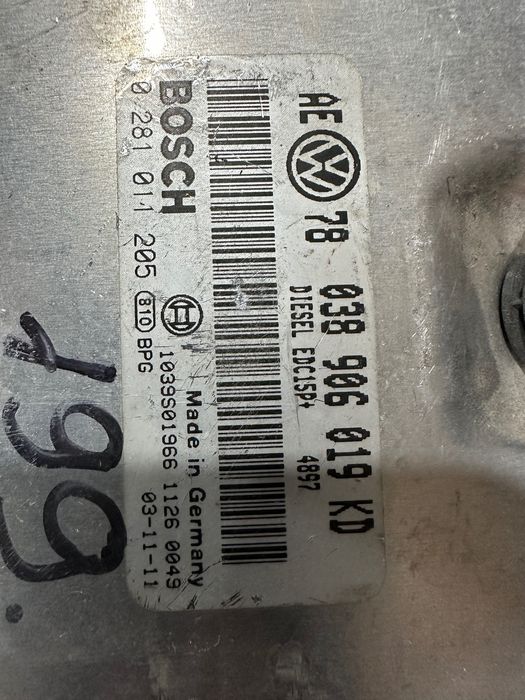 Блок управления двигателя vw passat b5 96-05 038906019KD