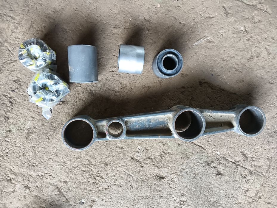 Nowe tuleje metalowo gumowe Claas Mega Lexion