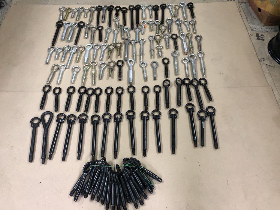 Буксировочний крюк буксирувальний гак петля вухо оригінал