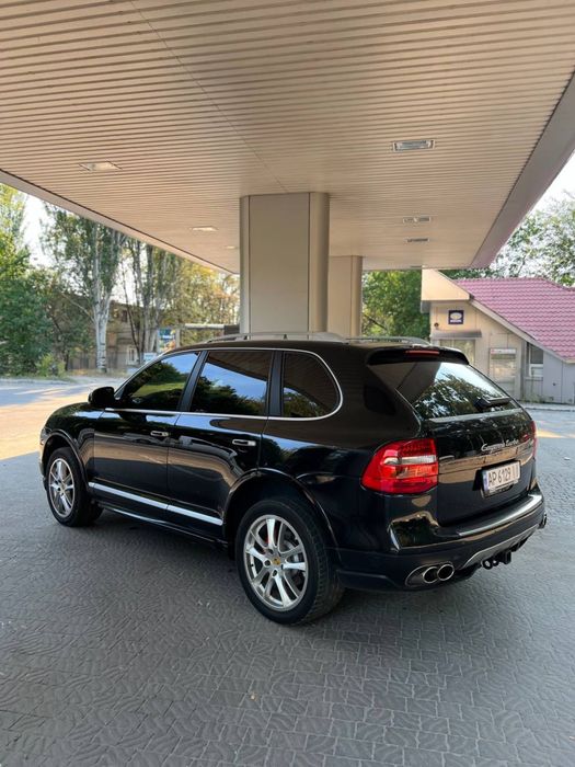 Porsche Cayenne 4.5 turbo