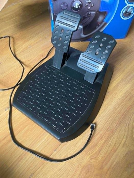 kierownica thrustmaster t150