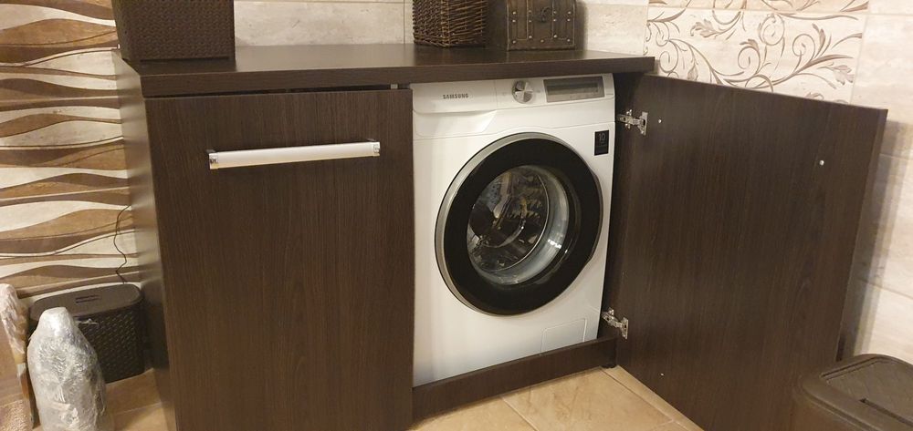 Szafka do schowania pralki.