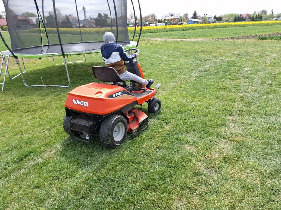 Kosiarka kubota S140 H
