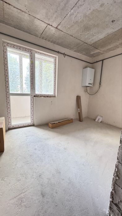 Продається простора 2кім.квартира по вул. Бельведерська .         I