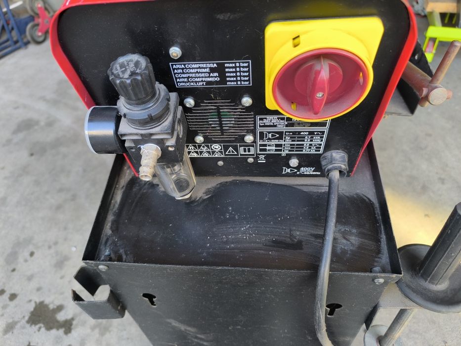 Aparelho soldar para chapeiro automóvel