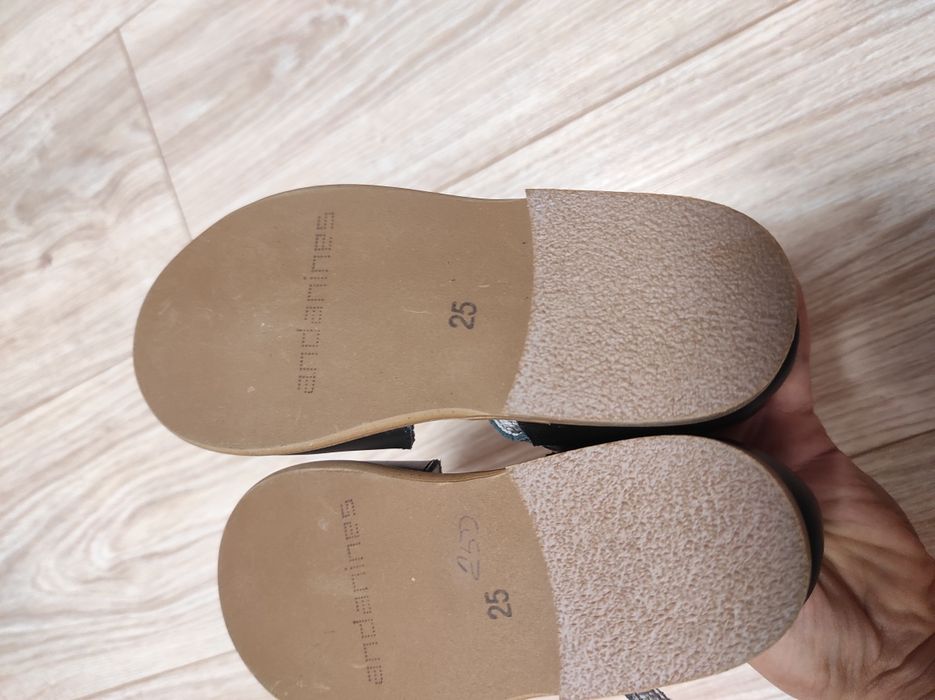 Нові! Оригінальні босоніжки andanines 25 розмір